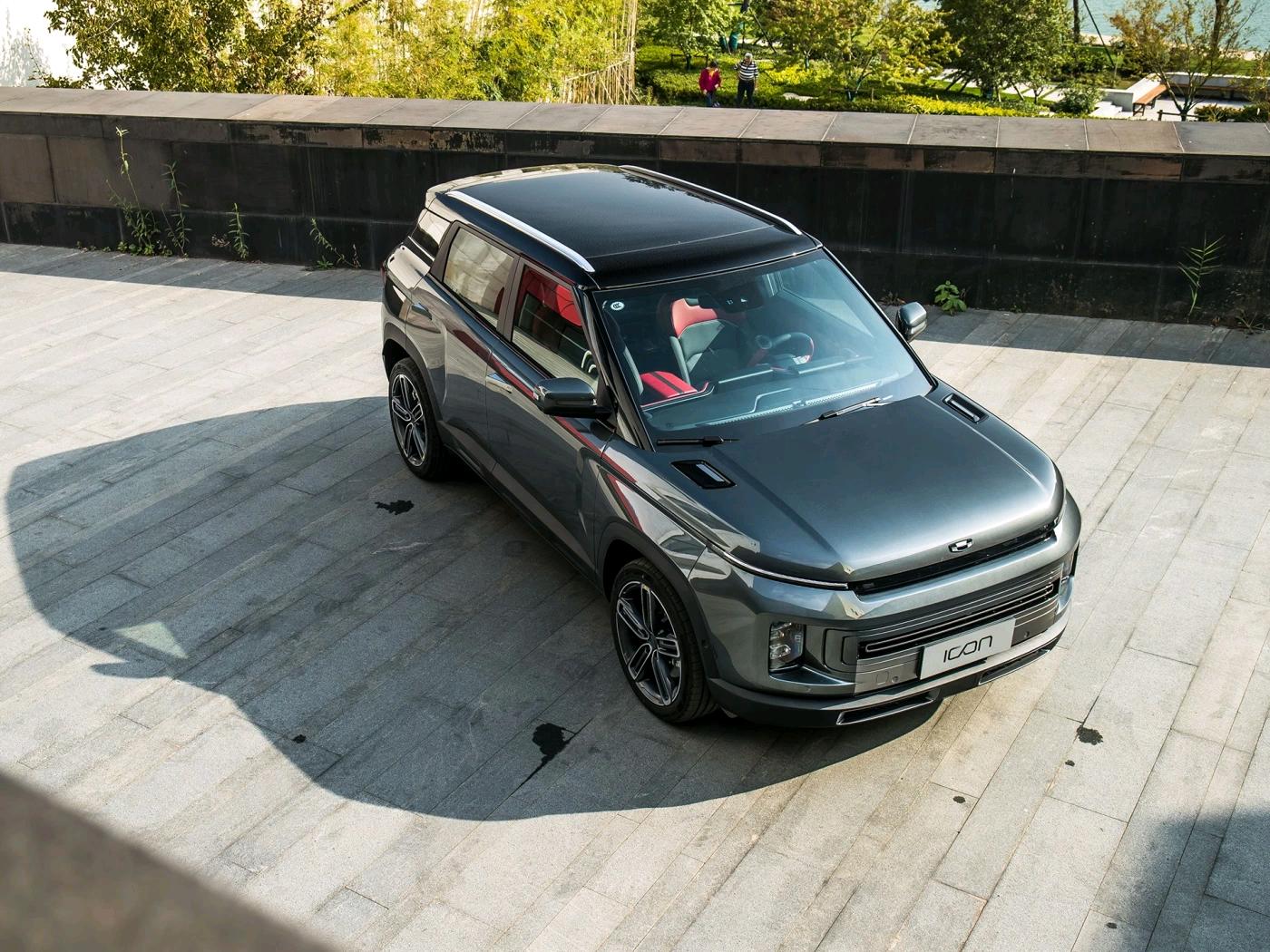 吉利果然没有食言!小路虎上市,177Ps配智能滑行,售价还亲民