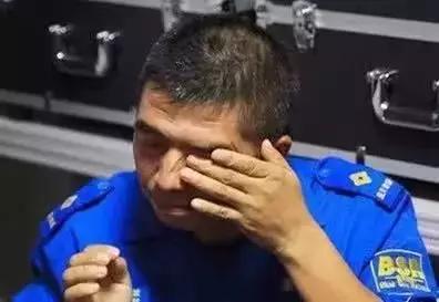 记录重庆公交坠江事件还原,重庆公交坠江事件告诉我们什么