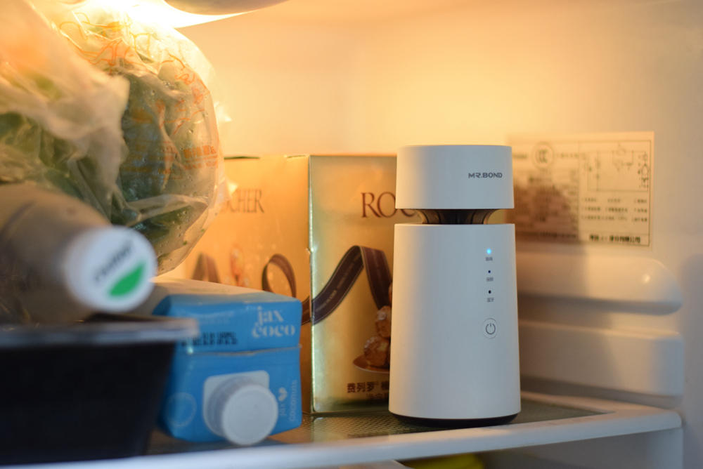 国货之光，彻底解决冰箱异味问题，体验后发现还支持手机操作