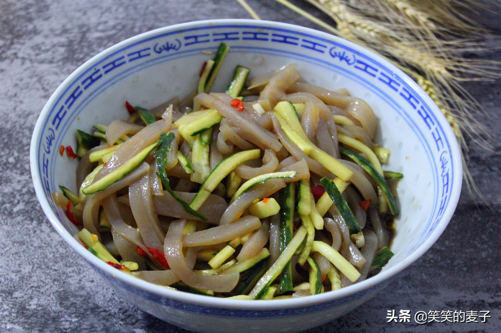 原来它学名叫蒟箬，或蒸或拌都好吃，低脂低热量，简单易操作