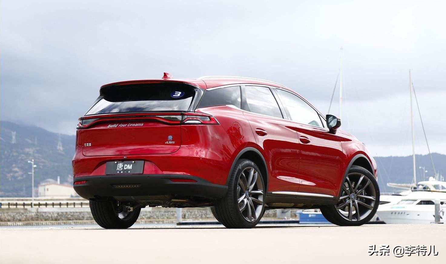 汽车车尾的字母分别代表什么意思,汽车尾部的字母都是什么意思