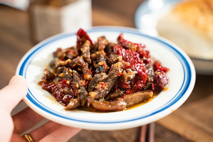 被薇娅直播间榨干零食预算后，写出了这篇测评报告（上）