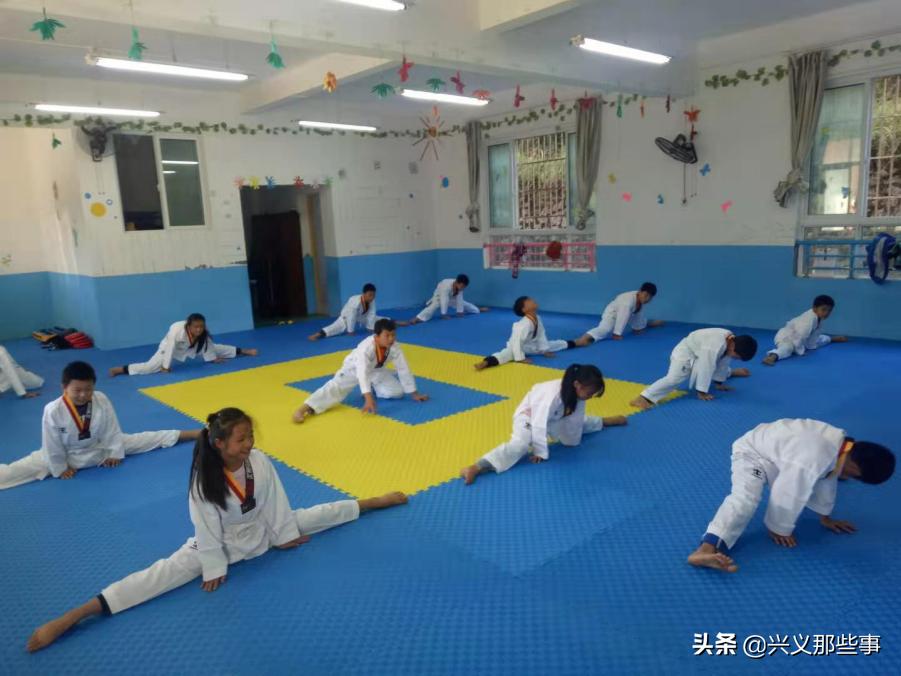 兴义市沧江乡中心小学六一班,兴义市少年宫