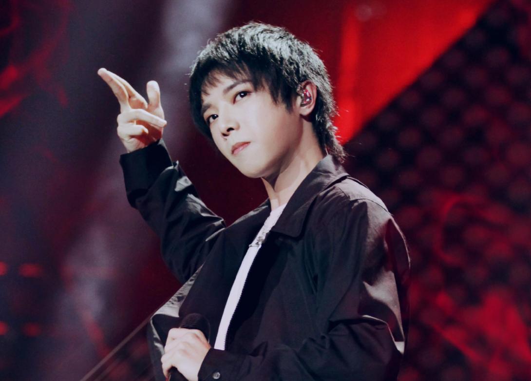 明星唱歌忘词的有哪些视频,明星唱歌忘词怎么改歌词