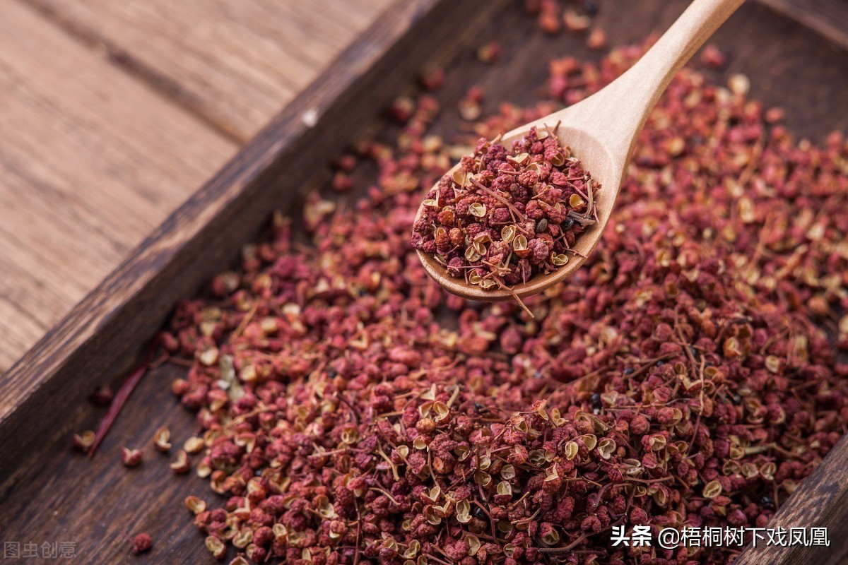 湖南人不怕辣的来历,湖南菜不见辣椒还为什么这么辣