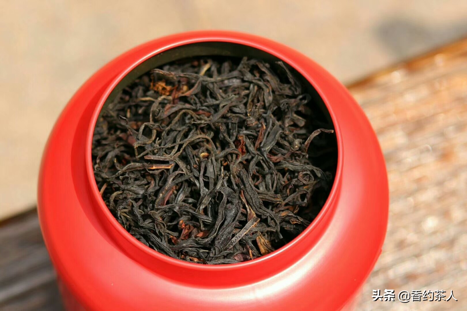 夏天喝红茶和冬天喝红茶的区别,喝红茶热的好还是冷的好
