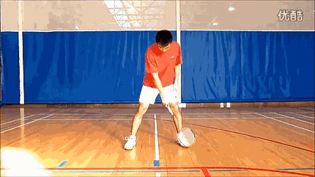 羽毛球步法基本功视频,羽毛球正手后场到前场步法