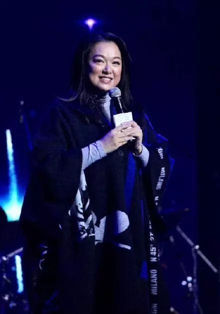 “最辣港姐”竟大变样到不敢相认？个中坎坷直教人一声叹息……