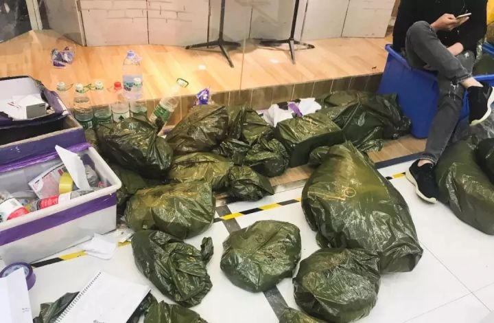 天津最大的服装批发市场在哪里,海南服装男服装批发市场