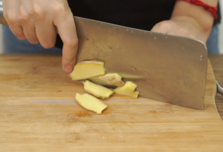 鸡腿裹面粉的做法,好吃的可乐鸡翅和可乐鸡腿怎么做