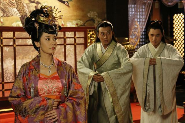 最有文化的2个喷子:一人骂曹操一人骂武则天,还让对方心服口服