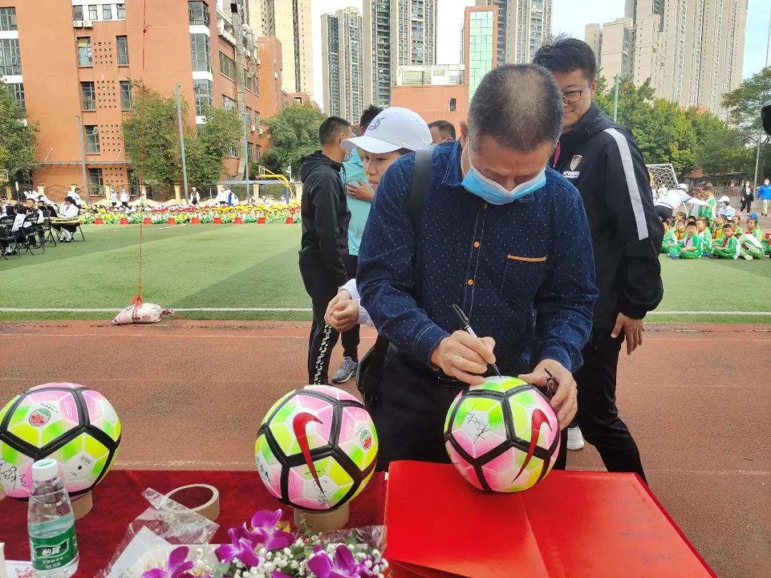 强健体魄砥砺前行,强健体魄笃定前行