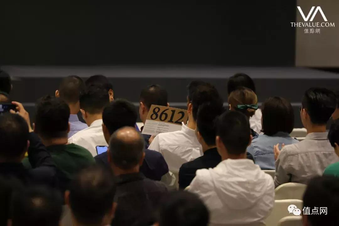 现在仿乾隆珐琅彩花觚图片和价格,乾隆珐琅彩花觚拍卖记录