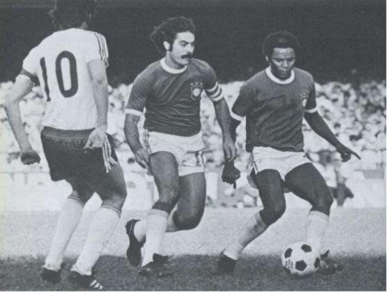 牛尾巴过人罗纳尔多,巴西桑巴称霸世界杯