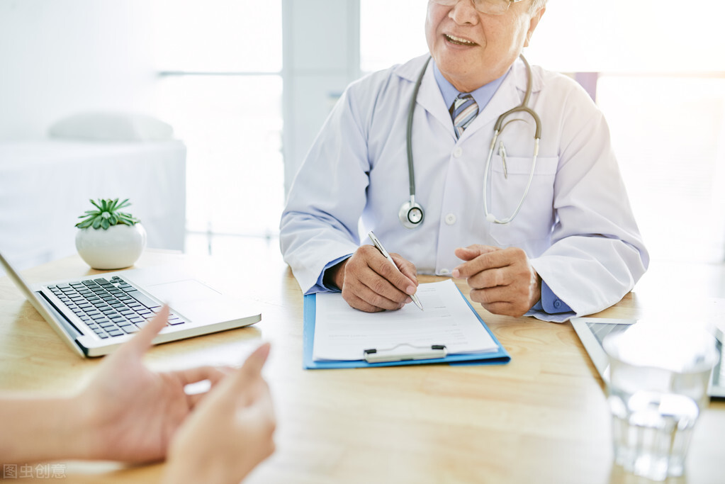 小三阳肝硬化肝癌3a期能活多久,乙肝小三阳转肝硬化肝癌的概率