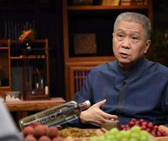 河南农妇，拿家中砍柴刀鉴定，专家：你拿来砍柴损失了80万