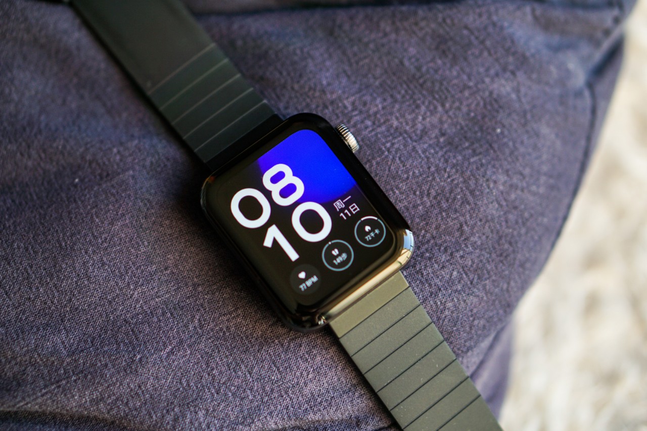 小米智能手表和华为手表哪个好,小米智能手表watch1和2有什么区别