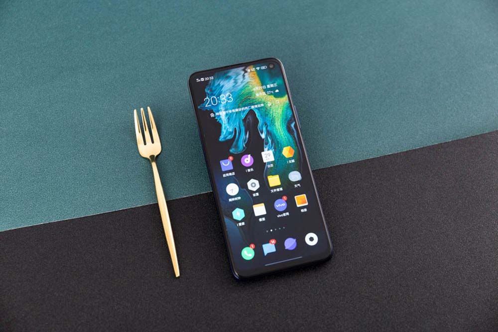 iqooneo3能用几年不卡,iqooneo3能不能开启高光时刻