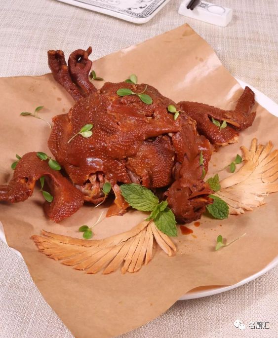 五星大厨教你20道精选创意家常菜,20道硬菜大厨拿手秘制招牌菜