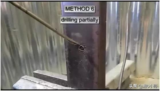 修车螺丝断了怎么取,修车时很紧的螺丝怎么拧下来