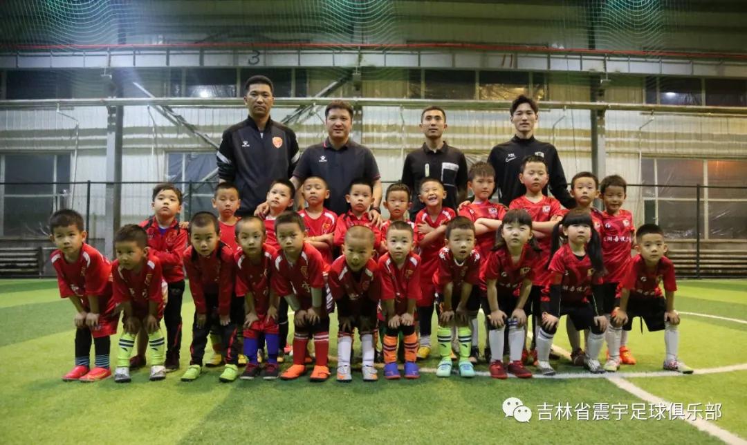 快乐童年足球队,快乐童年足球