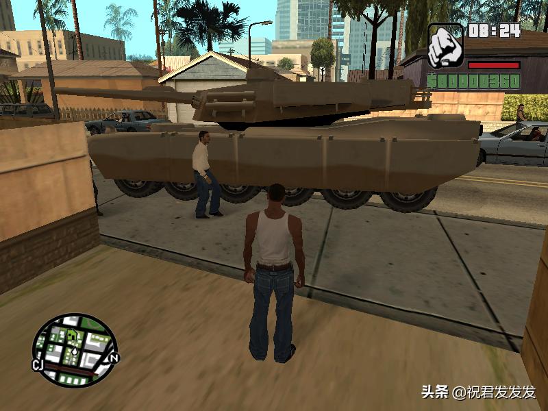 侠盗飞车:开坦克上街最多到3星,坦克会被打爆,尴尬的是不能停