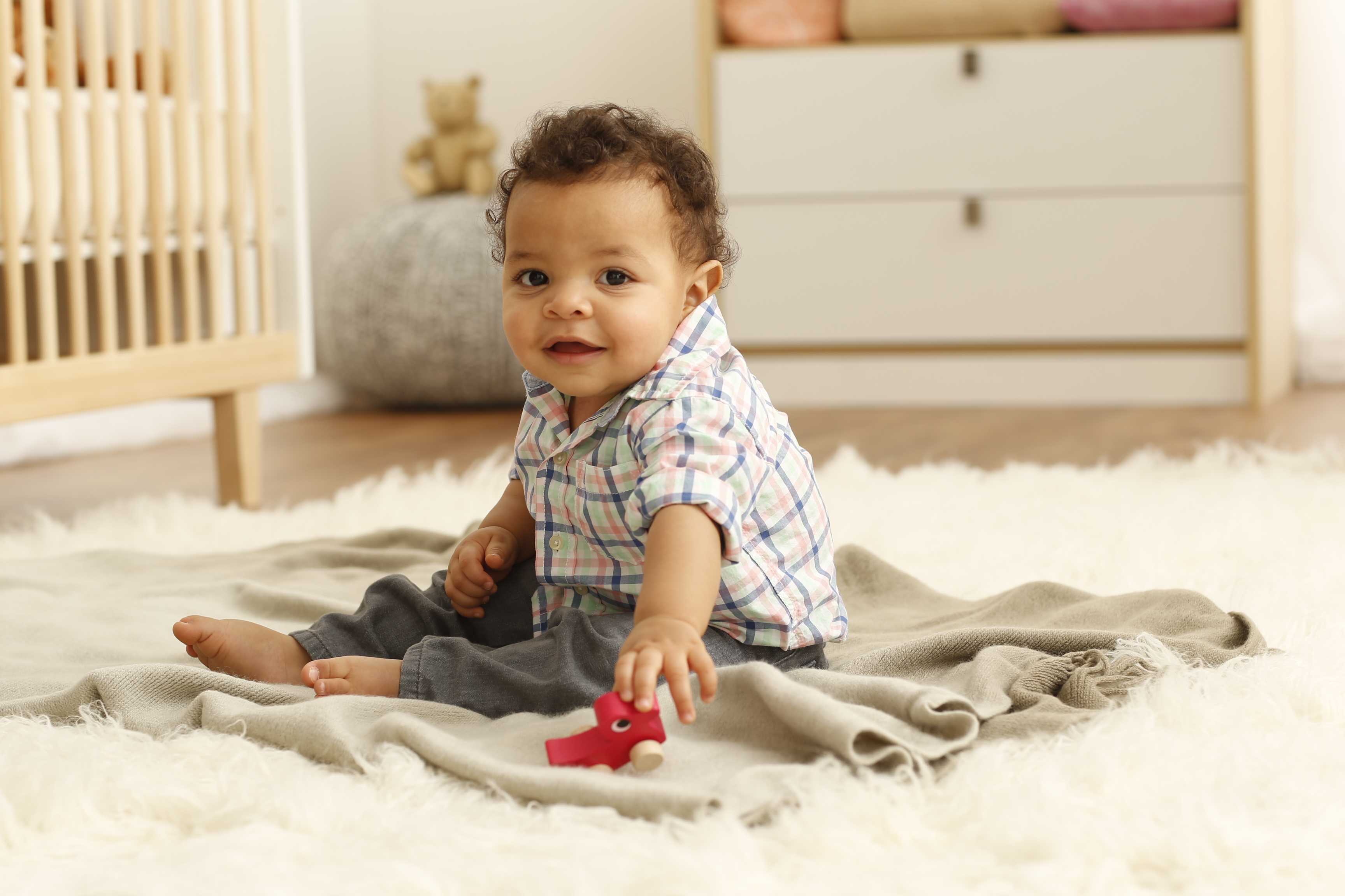 性价比高并且宝宝易吸收的奶粉,性价比高好吸收的婴儿奶粉