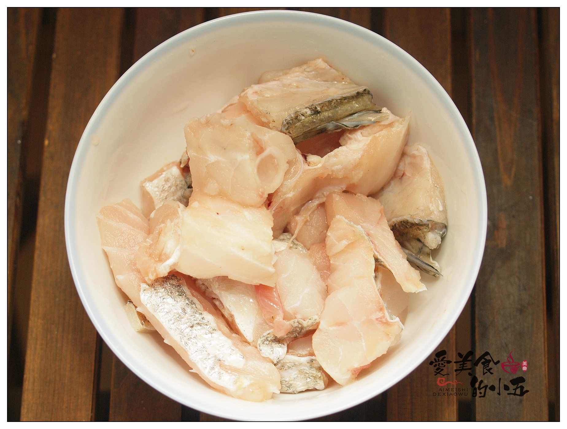 牛骨鲈鱼粥,煎鲈鱼成汤