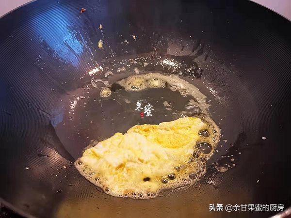 早饭米粉汤的做法,早餐米粉汤底清而不腻做法