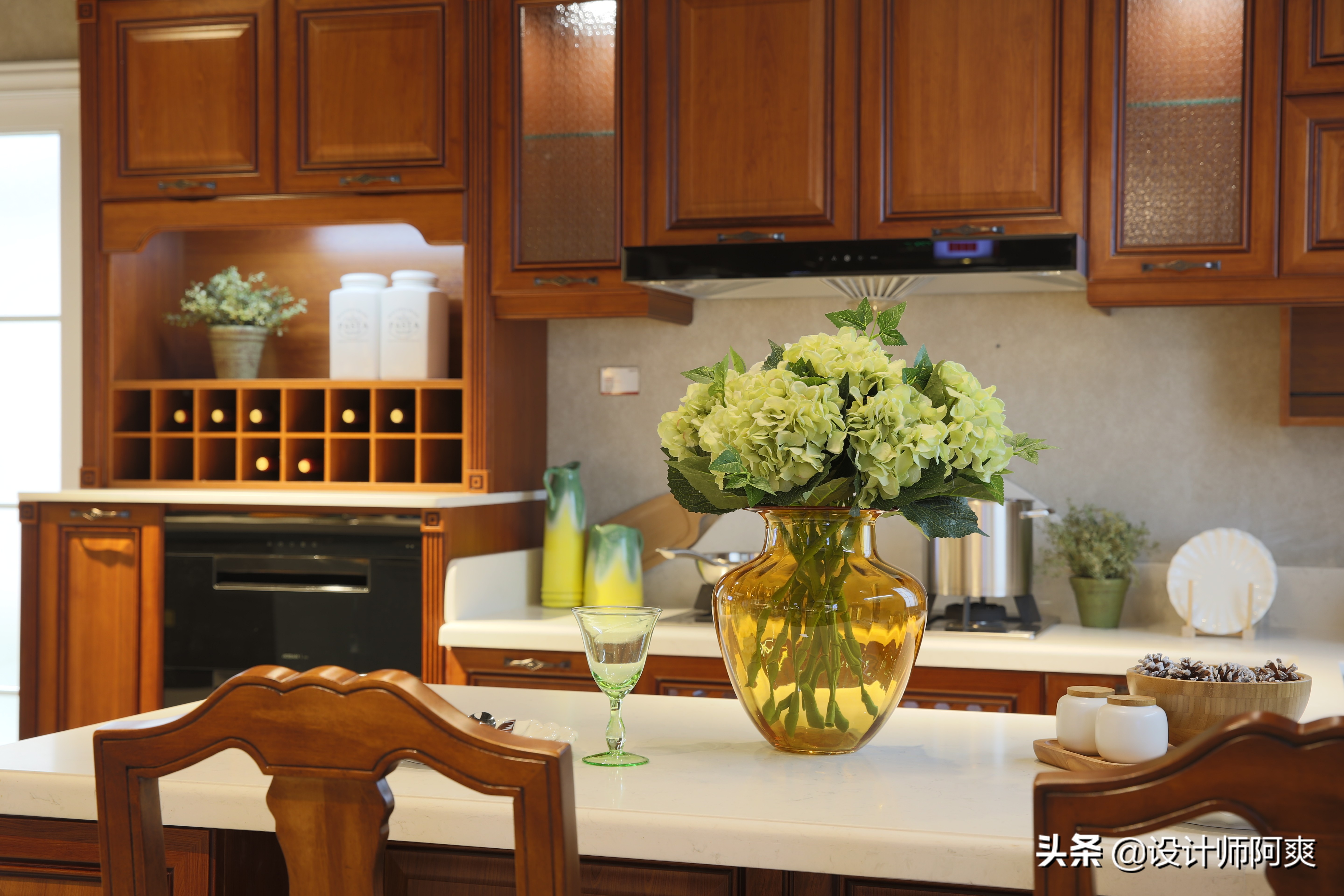 集成灶和顶侧双吸油烟机哪个好,集成灶侧吸顶吸双吸好吗