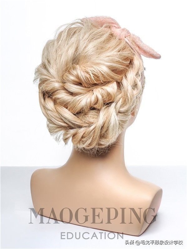 又可爱又欲的发型,又萌又显脸小的发型