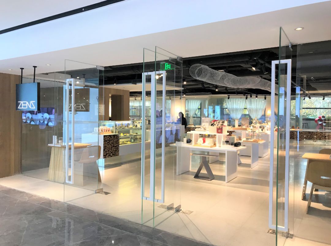 湖滨银泰in77每日客流量,杭州湖滨银泰in77销售额