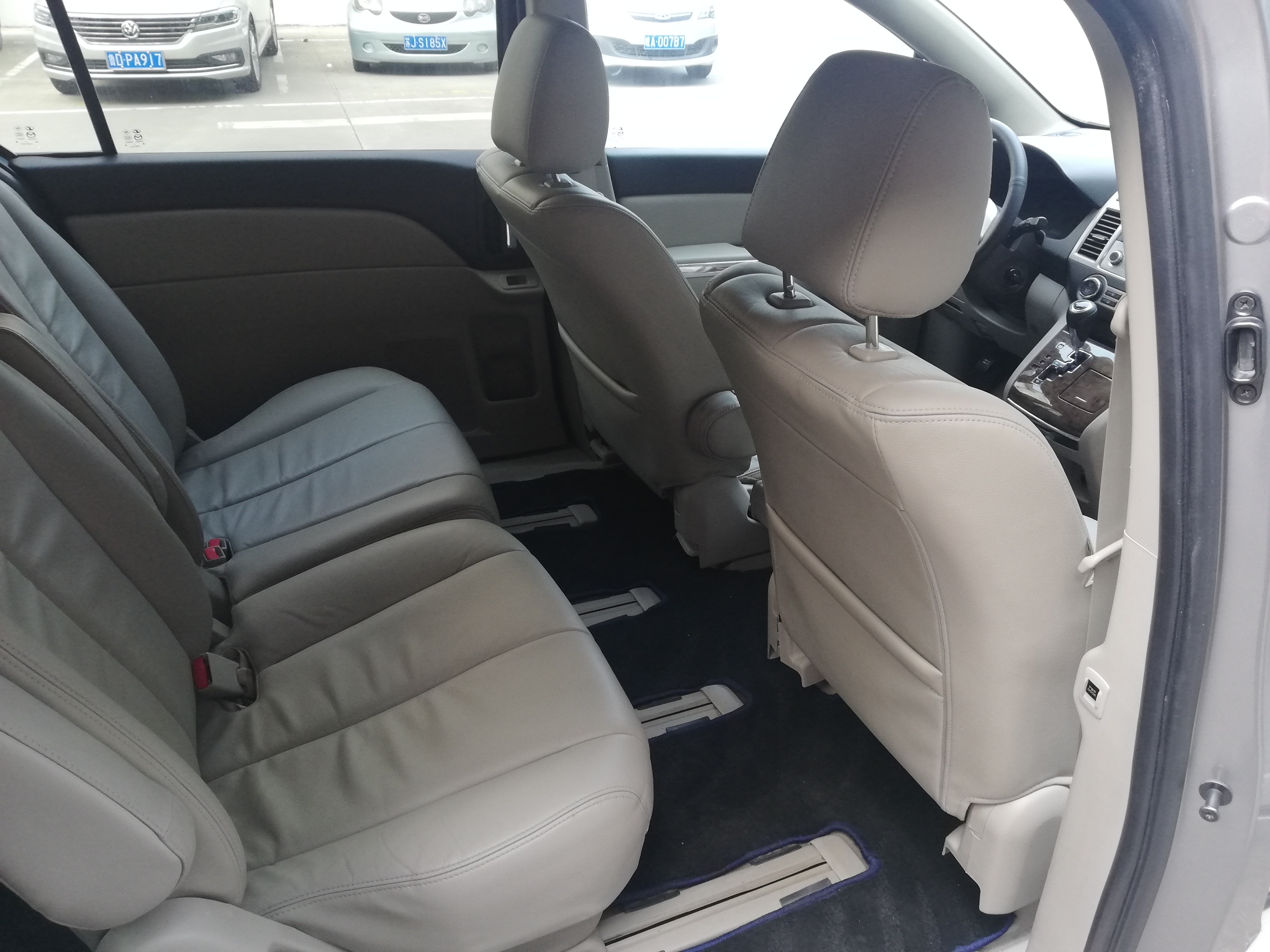 马自达8mpv二手,老款mpv马自达8