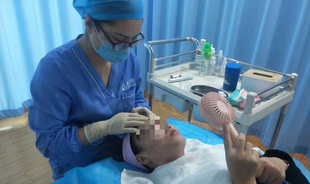 逆光疹跟皮肤屏障受损有关系吗,逆光疹一定是皮肤屏障受损吗