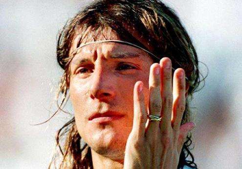 克劳迪奥卡尼吉亚视频,克劳迪奥·卡尼吉亚微笑