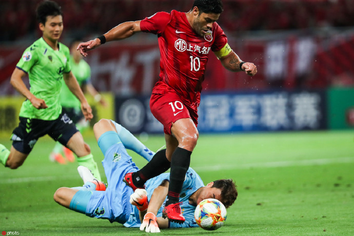 亚冠上港单场输全北5球,足球上海上港对韩国首尔