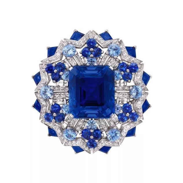 南红蛋面戒指镶嵌复古款,哪款戒指好看又不过时