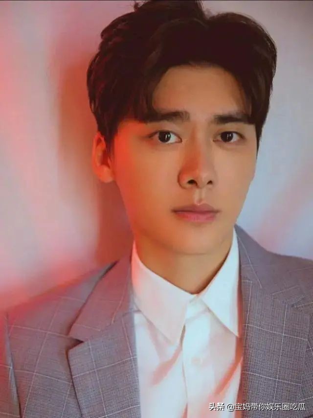 李易峰被曝已婚,李易峰演艺圈事件