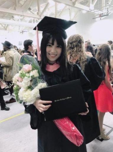 女星遭《创1》淘汰后，赴日本拍大尺度写真，画风与清纯形象不符