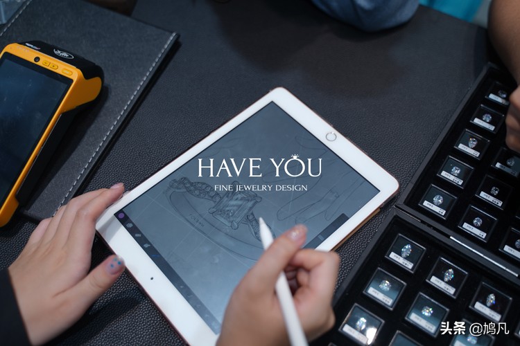 买钻石是交智商税吗,买钻戒切忌盲目挑选钻石颜色等级