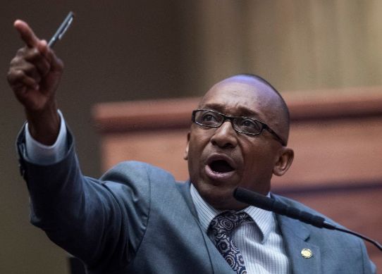 从Ladygaga到蕾哈娜，谁能忍心看到美国女性惨遭群体性强奸？