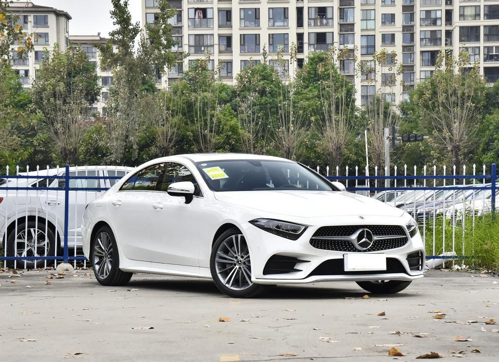 奔驰cls详细解析,花了60万提的全新奔驰