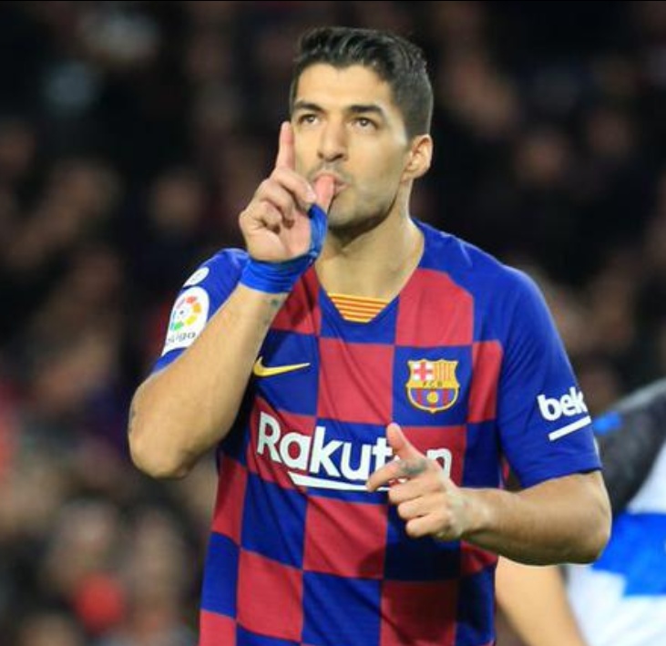 西甲巴萨4-0大胜格里兹曼,西甲巴萨4-0大胜拜仁