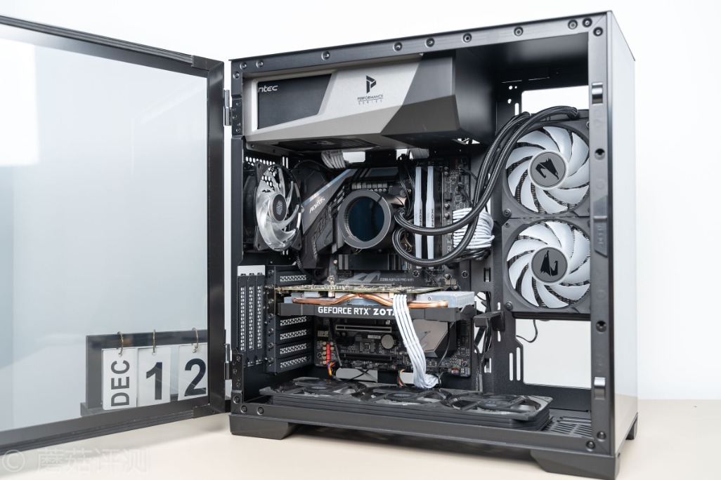 索泰显卡2060s霹雳版oc和x-gaming,索泰rtx2060霹雳oc背板