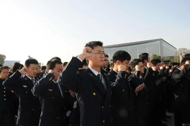 考公务员是什么工作岗位,什么叫公务员公务员包括哪些职位