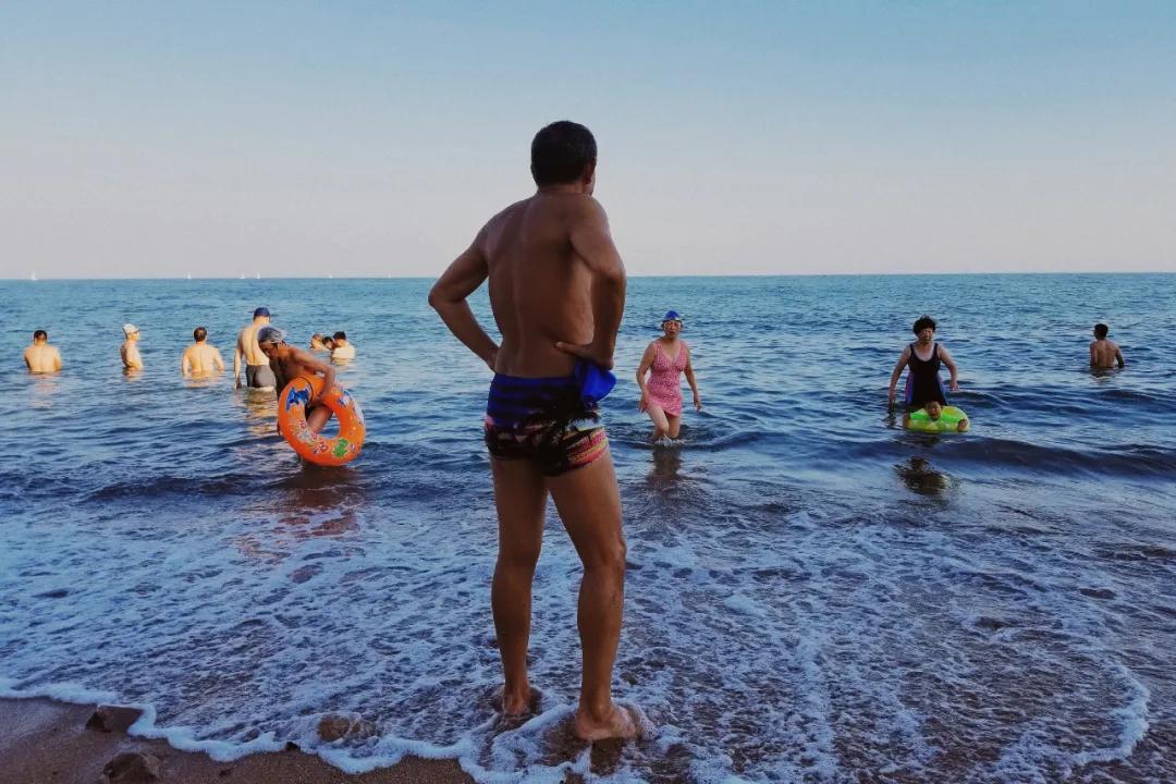 均温20℃的海滨老城，紫色泡桐花美得像国外，现在去性价比超高