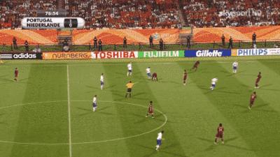 16张黄牌四张红牌的比赛,16张黄牌4张红牌裁判