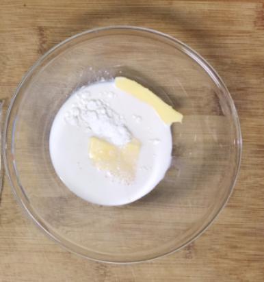 椰香糯米小方糕做法,紫薯椰蓉小方的做法