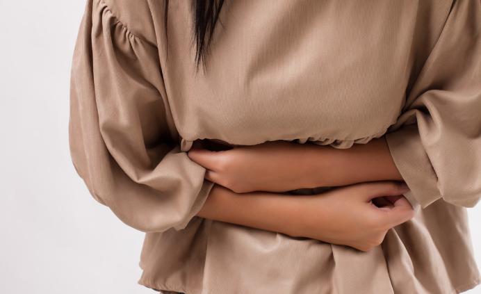 2个部位突然疼是月经来了？医生说出中奖真相，女人羞红了脸