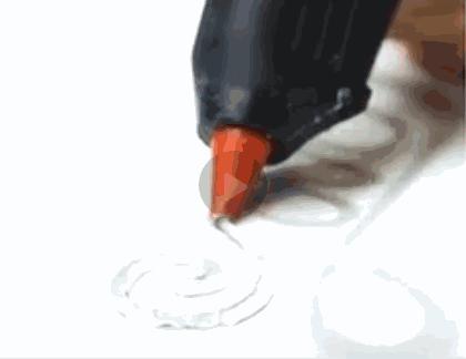 胶枪的有趣用法视频,胶枪的胶棒特殊玩法